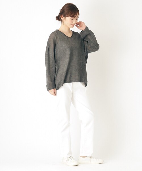 LAURA ASHLEY(ローラアシュレイ)の「【日本製/ワンマイルウェア】ツムギVネックプルオーバー(ニット/セーター・レディース・チャコールグレー/ブルー系その他/アイボリー・38)」の10枚目の写真