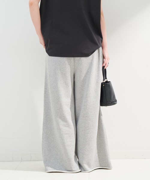 B.C STOCK（ベーセーストック）の「Gleamy/グリーミー ワイドスウェットパンツ（スウェットパンツ・レディース・アイボリー/チャコールグレー・FREE）」の13枚目の写真
