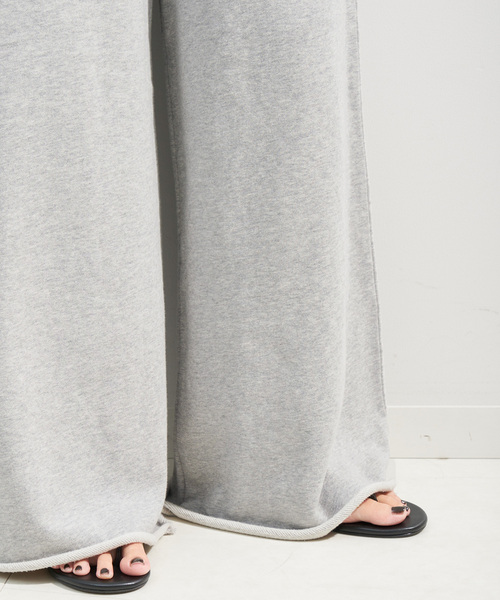 B.C STOCK（ベーセーストック）の「Gleamy/グリーミー ワイドスウェットパンツ（スウェットパンツ・レディース・アイボリー/チャコールグレー・FREE）」の14枚目の写真