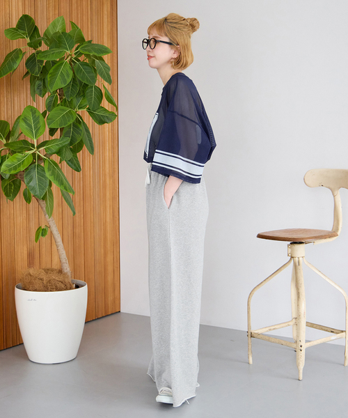 B.C STOCK（ベーセーストック）の「Gleamy/グリーミー ワイドスウェットパンツ（スウェットパンツ・レディース・アイボリー/チャコールグレー・FREE）」の17枚目の写真