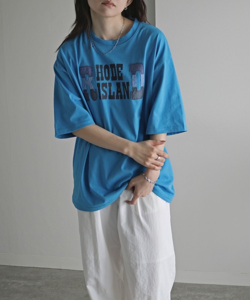 COURO(コウロ)の「デニムパッチプリントTシャツ(Tシャツ/カットソー・レディース・ホワイト/ブルー/ブラック・M/L/XL)」の10枚目の写真