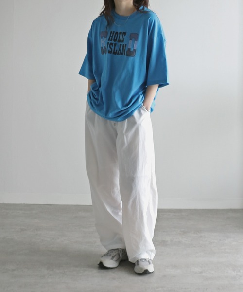 COURO(コウロ)の「デニムパッチプリントTシャツ(Tシャツ/カットソー・レディース・ホワイト/ブルー/ブラック・M/L/XL)」の12枚目の写真