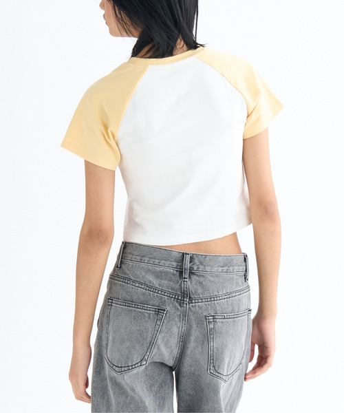 ROXY(ロキシー)の「CHAKRA RAGLAN TEE/ロキシーチャクラロゴショート丈半袖Tシャツ(Tシャツ/カットソー・レディース・ブラウン/レッド/イエロー・MEDIUM/SMALL/LARGE)」の13枚目の写真