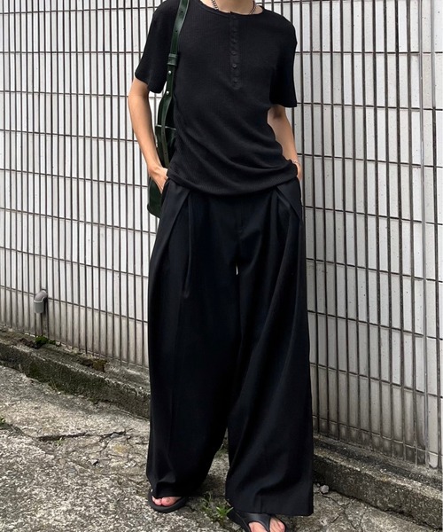 Chikashitsu +（チカシツプラス）の「ストリートファッション