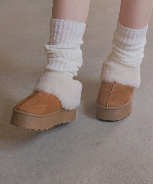 GLOBAL WORK（グローバルワーク）の「厚底ムートンサボ/AND YUA ANY/131641（ブーツ・キッズ・ブラック/キャメル・LARGE/MEDIUM）」の5枚目の写真