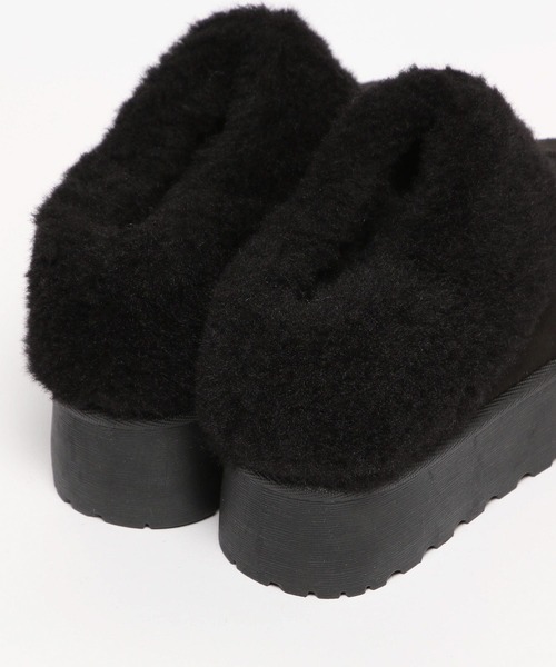 GLOBAL WORK（グローバルワーク）の「厚底ムートンサボ/AND YUA ANY/131641（ブーツ・キッズ・ブラック/キャメル・LARGE/MEDIUM）」の19枚目の写真