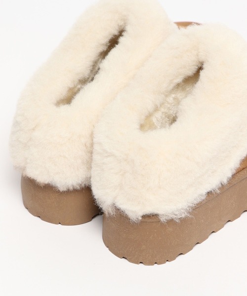 GLOBAL WORK（グローバルワーク）の「厚底ムートンサボ/AND YUA ANY/131641（ブーツ・キッズ・ブラック/キャメル・LARGE/MEDIUM）」の21枚目の写真