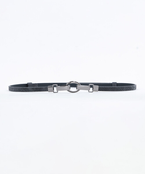 COMME CA ISM（コムサイズム）の「フェイクレザースライドフックベルト（１．０㎝巾）（ベルト・レディース・ガンメタ/グレイッシュベージュ/チャコール・FREE）」の2枚目の写真