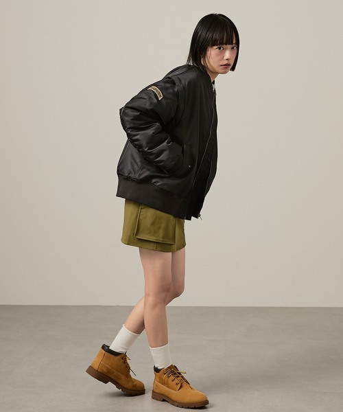 Snap club（スナップクラブ）の「【Snap club】オーバーサイズ2WAY袖脱着MA-1（MA-1・レディース・カーキ/ブラック/シルバー・L/M）」の12枚目の写真