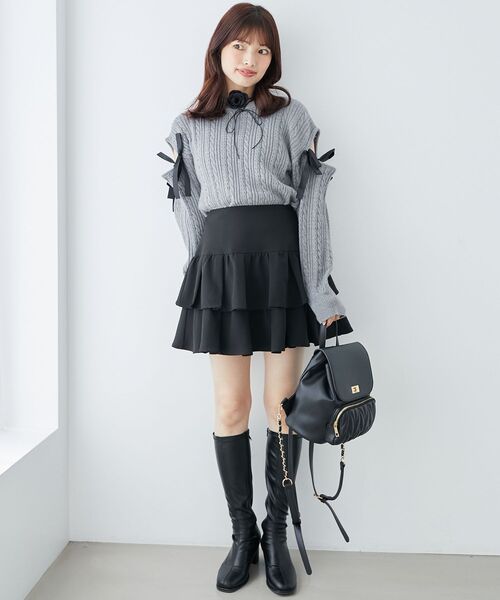 MAJESTIC LEGON(マジェスティックレゴン)の「ロマンティックケーブル肩あきニット(ニット/セーター・レディース・ブルー/グレー/ベージュ/アイボリー・MEDIUM)」の16枚目の写真