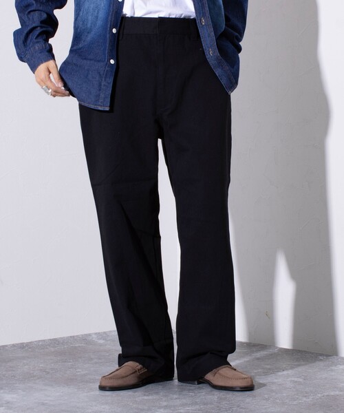 GEVACO（ゲバコ）の「【GEVACO/ゲバコ】イージーウエストストレートパンツ ワンポイントロゴ（チノパンツ・メンズ・ブラック/キャメル/チャコールグレー・M/L）」の2枚目の写真