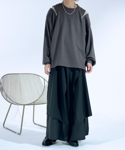 Ellno Loset(エルノロゼット)の「ショルダージップポンチロンT(Tシャツ/カットソー・メンズ・オフホワイト/ブラック/チャコールグレー・LARGE/MEDIUM/SMALL)」の9枚目の写真