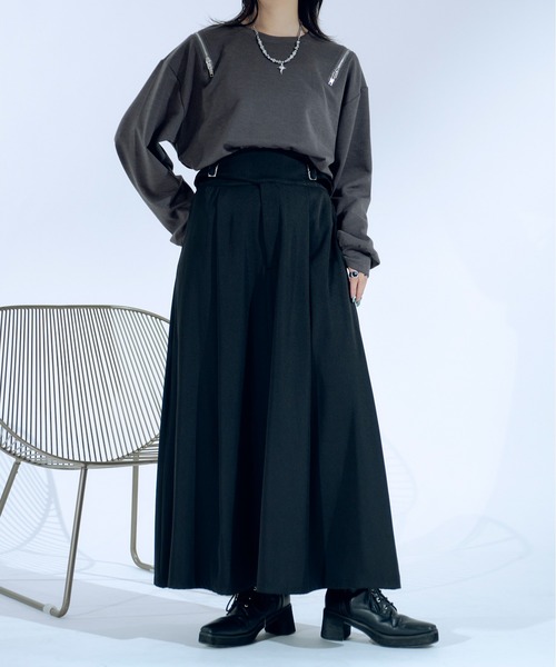 Ellno Loset(エルノロゼット)の「ショルダージップポンチロンT(Tシャツ/カットソー・メンズ・オフホワイト/ブラック/チャコールグレー・LARGE/MEDIUM/SMALL)」の17枚目の写真