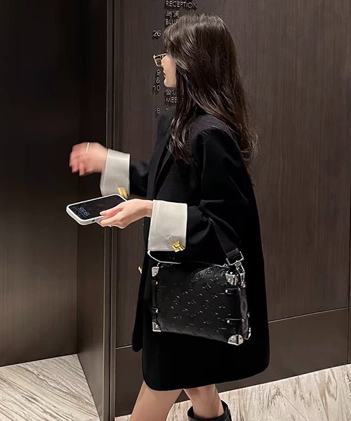 gossip!ロサンゼルス(ゴシップロサンゼルス)の「オーバーサイズ配色テーラードジャケット(テーラードジャケット・レディース・ブラック・M/L)」の9枚目の写真