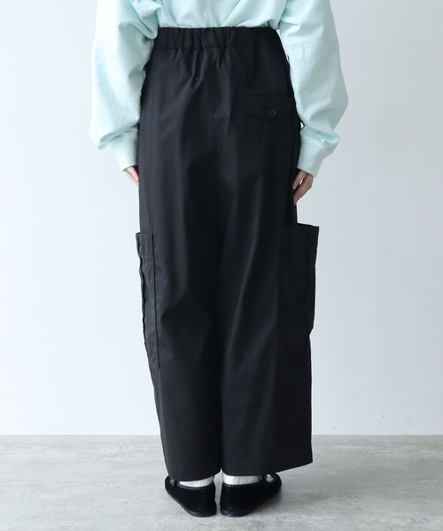 yuni(ユニ )の「強撚ラチネ カーゴパンツ(カーゴパンツ・レディース・ブラック/ベージュ・FREE)」の22枚目の写真