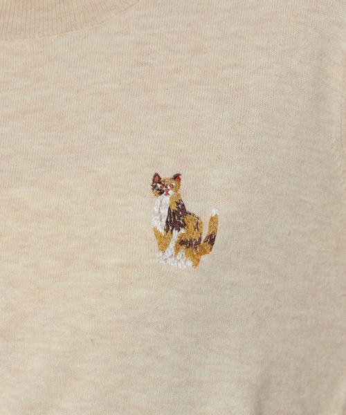 Elura(エルーラ)の「<タムロアヤノさんコラボ>ねこ刺繍ニット(ニット/セーター・レディース・ライトベージュ/ダークネイビー・FREE)」の20枚目の写真