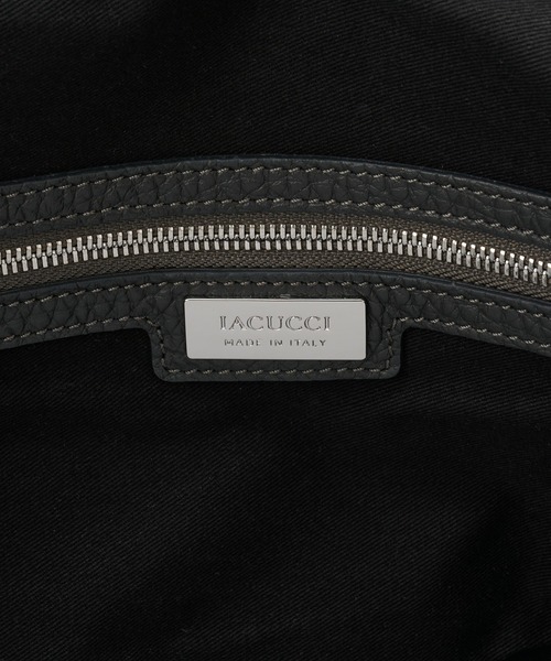 IACUCCI（イアクッチ）の「オルソ BP TORO（バックパック/リュック・メンズ・チャコールグレー・FREE）」の4枚目の写真