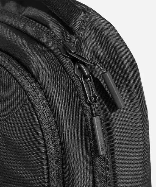 Aer(エアー)の「【Aer / エアー】 Pro Collection Pro Pack Slim(バックパック/リュック・メンズ・ブラック・FREE)」の8枚目の写真