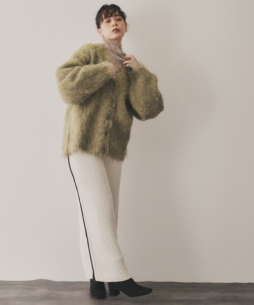 VIRAL.（バイラル）の「【VIRAL．】ブークレシャギーVネックカーディガン（カーディガン/ボレロ・レディース・グリーン/オレンジ・00）」の12枚目の写真