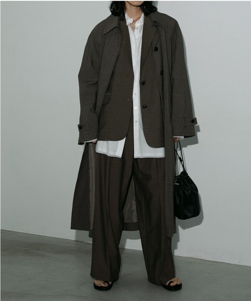anuke（アンヌーク）の「Leather Tube Bag（ハンドバッグ・レディース・シルバー/アイボリー/ブラック・FREE）」の6枚目の写真