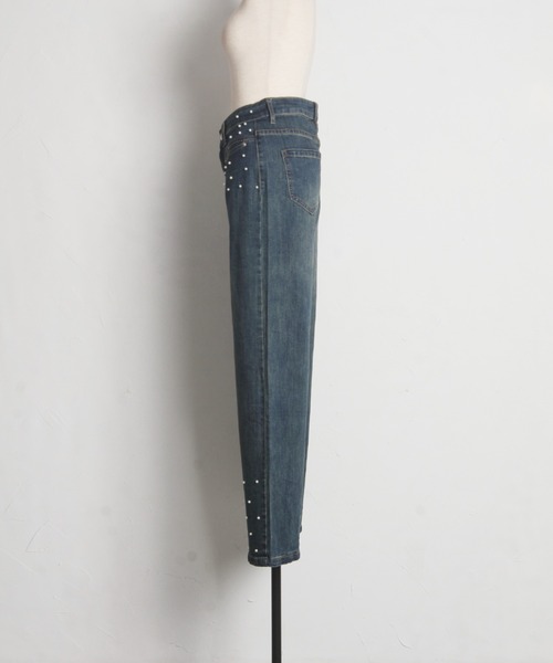 tocco closet(トッコ クローゼット)の「【ZOZO限定】スパークルパールデニムパンツ(デニムパンツ・レディース・ブルー・M)」の11枚目の写真