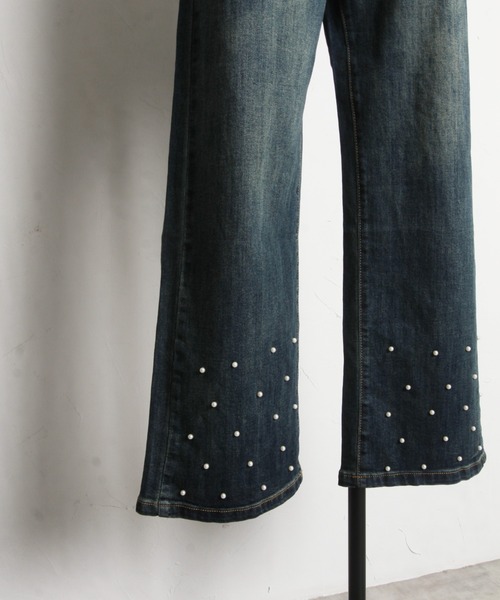 tocco closet(トッコ クローゼット)の「【ZOZO限定】スパークルパールデニムパンツ(デニムパンツ・レディース・ブルー・M)」の16枚目の写真