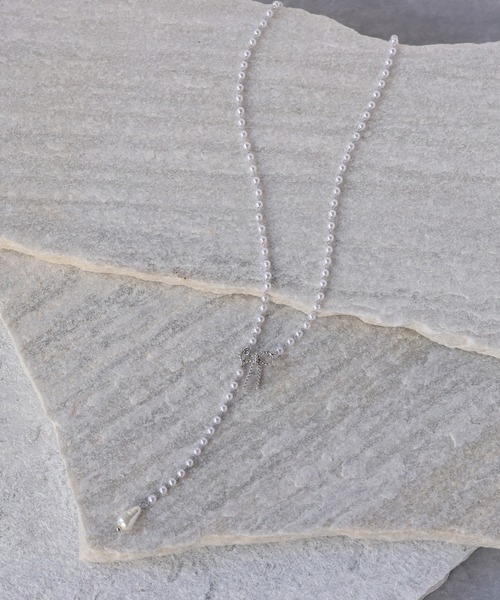 Riberry（リベリー）の「パールチェーンリボンロングネックレス（ネックレス・レディース・ゴールド/シルバー・FREE）」の5枚目の写真