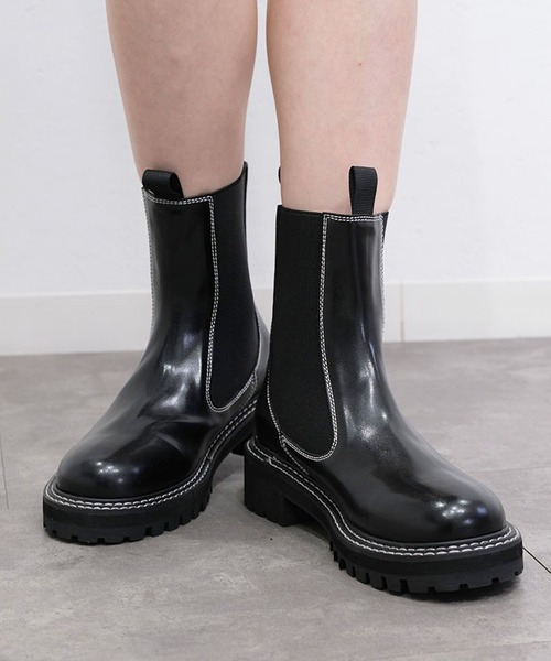 Reurie'(レウリィ)の「サイドゴアブーツ/side gore boots ショートブーツ フラット 厚底 シンプル カジュアル ベーシック 黒 ブラック(ブーツ・レディース・ブラック・23/25/24.5/24/23.5)」の4枚目の写真