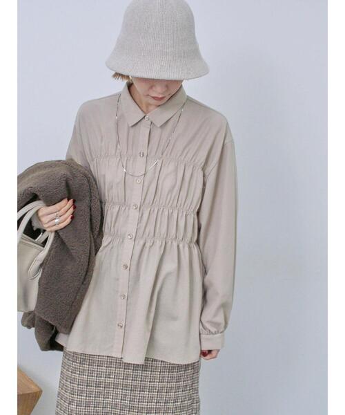 Samansa Mos2 blue（サマンサモスモスブルー）の「シャーリングシャツ（シャツ/ブラウス・レディース・オフホワイト/チャコールグレー/ベージュ・F）」の19枚目の写真