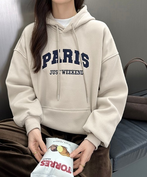 【セール】裏起毛 パーカー ロゴワッペン刺繍 プルオーバートップス（パーカー）｜COCOMOMO（ココモモ）