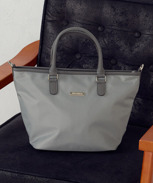 MONO　COMME CA（モノコムサ）の「ナイロンミニトート（トートバッグ・レディース・グレー/ブラック・FREE）」の7枚目の写真