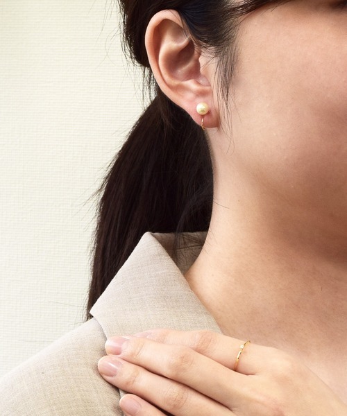 CALIN　STANDARD（カリンスタンダード）の「◆金属アレルギー対応◆◆made in japan◆【痛くない】【落ちにくい】【ストレスフリーな着け心地】パール　ループフィットイヤリング（イヤリング・レディース・アイボリー/ホワイト・FREE）」の3枚目の写真