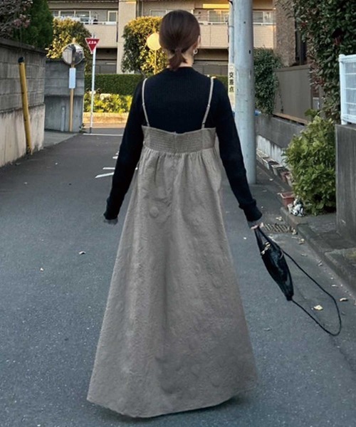 CORNERS by KR（コーナーズバイケーアール）の「【CORNERS by KR】エンボスジャガードキャミワンピ（ワンピース・レディース・ブラック/グレイッシュベージュ/ライトグレー・M/L）」の6枚目の写真