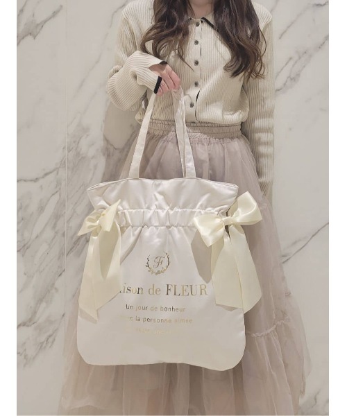 Maison de FLEUR（メゾンドフルール）の「ダブルリボンギャザートートバッグ（トートバッグ・レディース・ライトピンク/ライラック/ブラック/アイボリー・FREE）」の20枚目の写真