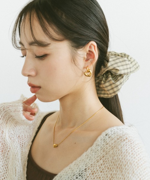 VANNIE U(ヴァニーユー)の「チェックシュシュ(シュシュ・レディース・ベージュ/ブラック・FREE)」の13枚目の写真