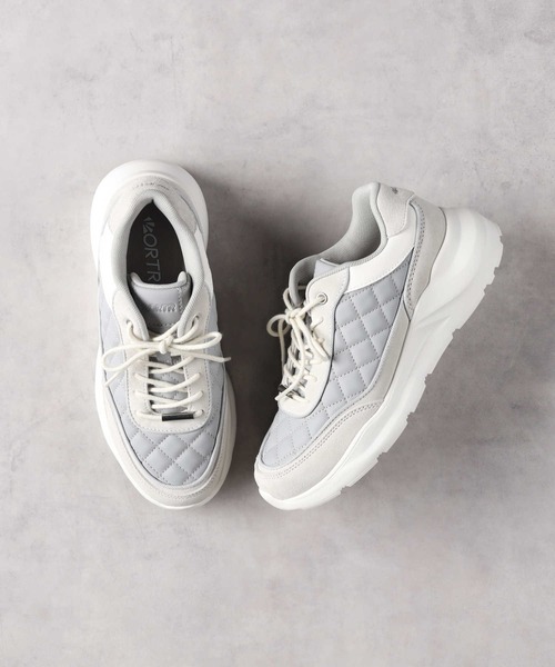 Right-on（ライトオン）の「キルティングデザインスニーカー（スニーカー・レディース・ベージュ/グレー/ブラック・37inch/38inch/39inch/36inch）」の2枚目の写真
