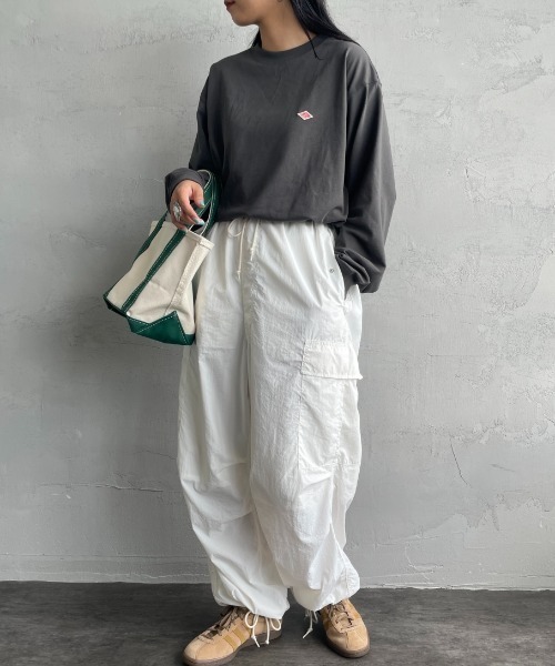 DANTON（ダントン）の「[DANTON/ダントン] ワンポイントロゴ クルーネックロンT（Tシャツ/カットソー・レディース・ホワイト/チャコール/ブラック・L/M/S）」の6枚目の写真