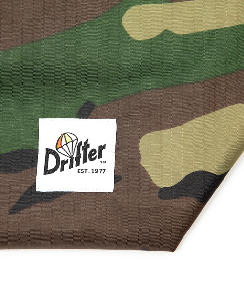 Drifter（ドリフター）の「PACK SHOULDER TOTE／パックショルダートート（ショルダーバッグ・メンズ・タン/グリーン系カモフラージュ/ネイビー/ブルー/ブラック・FREE）」の15枚目の写真