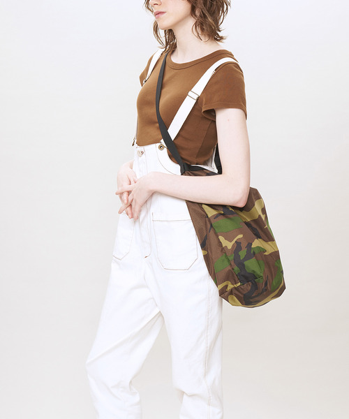 Drifter（ドリフター）の「PACK SHOULDER TOTE／パックショルダートート（ショルダーバッグ・メンズ・タン/グリーン系カモフラージュ/ネイビー/ブルー/ブラック・FREE）」の22枚目の写真