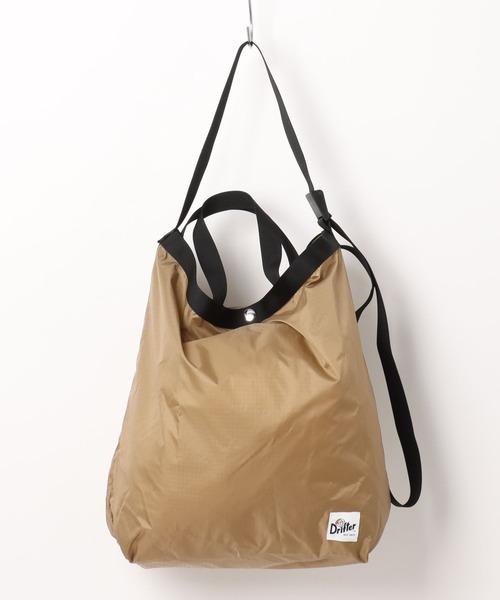 Drifter（ドリフター）の「PACK SHOULDER TOTE／パックショルダートート（ショルダーバッグ・メンズ・タン/グリーン系カモフラージュ/ネイビー/ブルー/ブラック・FREE）」の6枚目の写真