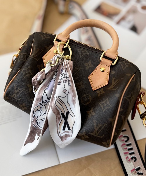 NOLITA LABORATORY（ノリータラボラトリー）の「【 NOLITA / ノリータ 】バッグスカーフ ツィリー バッグチャーム スマートフォン ストラップ キーホルダー キーリング スカーフ（チャーム・レディース・ベージュ/オレンジ/グリーン/ブルー・FREE）」の7枚目の写真