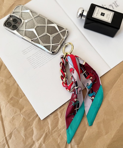 NOLITA LABORATORY（ノリータラボラトリー）の「【 NOLITA / ノリータ 】バッグスカーフ ツィリー バッグチャーム スマートフォン ストラップ キーホルダー キーリング スカーフ（チャーム・レディース・ベージュ/オレンジ/グリーン/ブルー・FREE）」の13枚目の写真