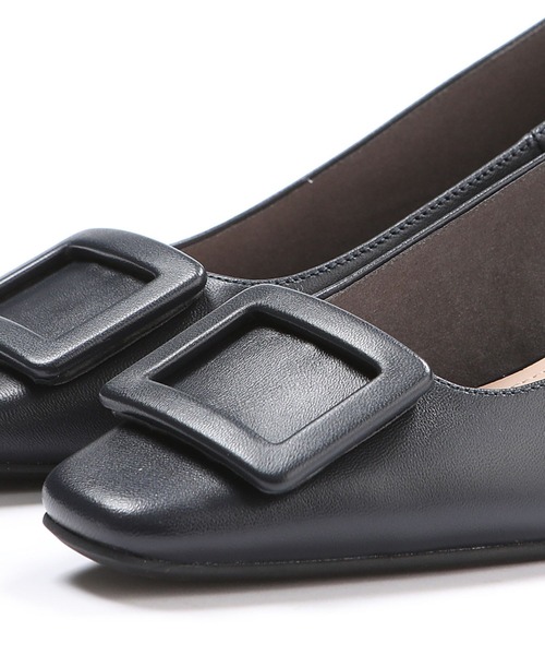 HIPS（ヒップス）の「スクエアトゥバックルパンプス（パンプス・レディース・ネイビー/グレー/ブラック・22.5cm/23cm/23.5cm/24cm/24.5cm）」の19枚目の写真