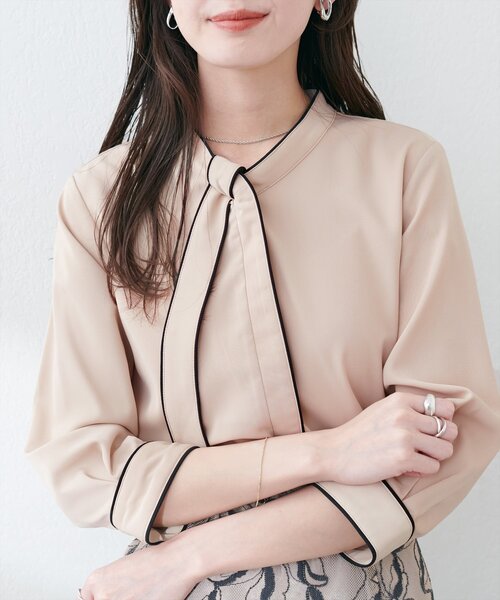 natural couture（ナチュラルクチュール）の「ねじり配色ボウタイ7分袖ブラウス（シャツ/ブラウス・レディース・アイボリー/ネイビー/ラベンダー/イエロー/ベージュ・FREE）」の3枚目の写真