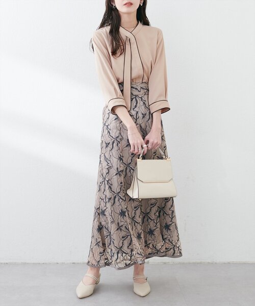 natural couture（ナチュラルクチュール）の「ねじり配色ボウタイ7分袖ブラウス（シャツ/ブラウス・レディース・アイボリー/ネイビー/ラベンダー/イエロー/ベージュ・FREE）」の16枚目の写真