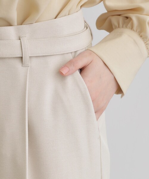 grove(グローブ)の「【雑誌掲載】バックルベルトクロップドワイドパンツ(その他パンツ・レディース・ブラウン系その他/ナチュラル/ネイビー・02/03/01/04/05)」の20枚目の写真