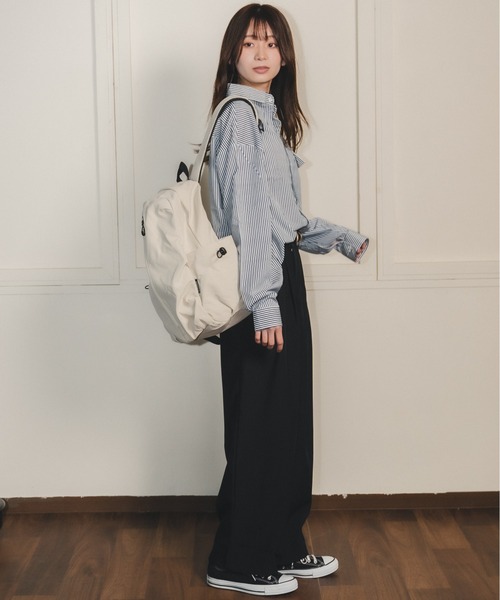 madrepadre(マドレパドレ)の「ユニセックスオーバーサイズストライプシャツ(シャツ/ブラウス・レディース・ブルー/ホワイト・SMALL/LARGE/MEDIUM)」の15枚目の写真