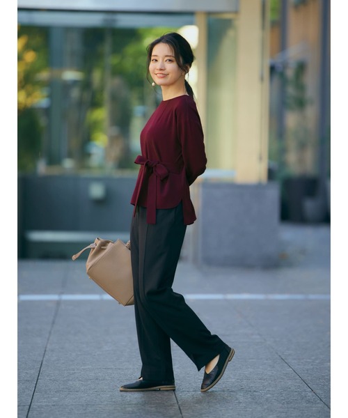 COHINA（コヒナ）の「シャツテールブラウス×テーパードパンツセットアップ 【低身長・小柄女性】（セットアップ・レディース・レッド・SHORT）」の18枚目の写真