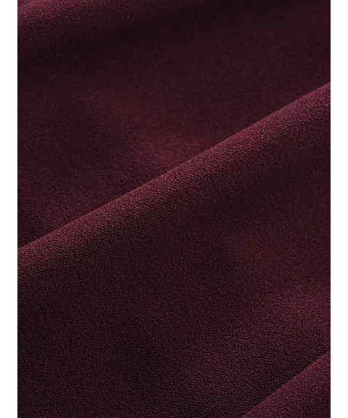 COHINA（コヒナ）の「シャツテールブラウス×テーパードパンツセットアップ 【低身長・小柄女性】（セットアップ・レディース・レッド・SHORT）」の5枚目の写真