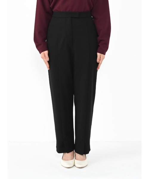 COHINA（コヒナ）の「シャツテールブラウス×テーパードパンツセットアップ 【低身長・小柄女性】（セットアップ・レディース・レッド・SHORT）」の3枚目の写真